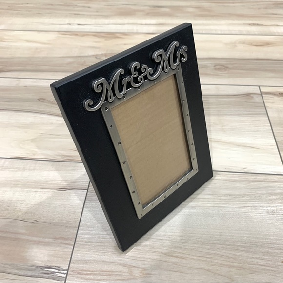 NWOT Wedding Frame - Picture 2 of 8